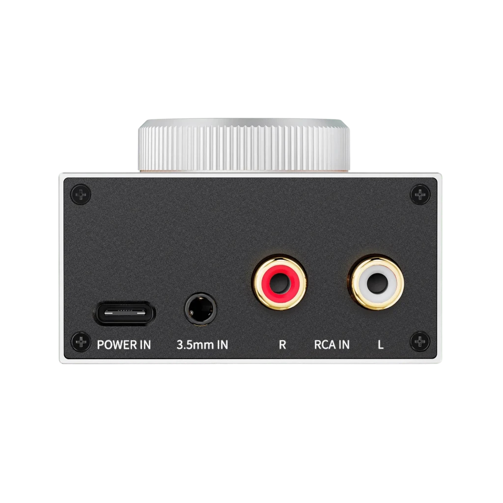 Amplificador portátil plateado con gran perilla central iluminada, chasis metálico, salida balanceada 4,4 mm al frente y controles laterales minimalistas - Ítem3