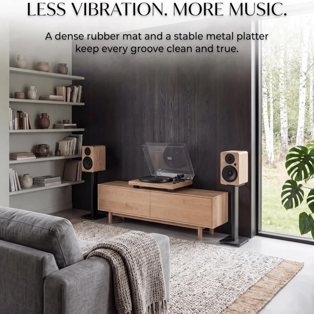 Tocadiscos Vulkkano TD20 Marrón Belt Drive con base de madera, tapa acrílica transparente, plato negro antideslizante y brazo con controles visibles - Ítem9