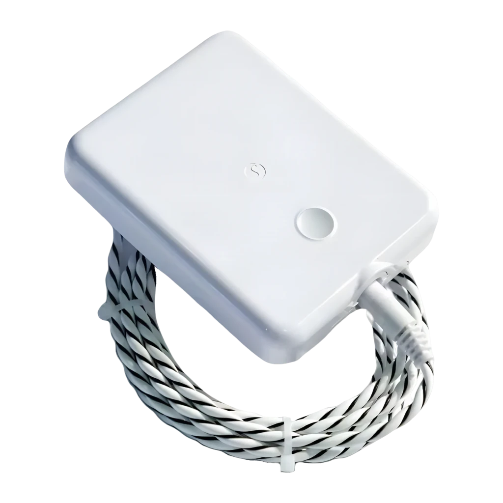 Sensor de Inundação Shelly Flood Gen4 Branco, vista superior em ângulo: carcaça retangular, logo e botão visíveis, cabo