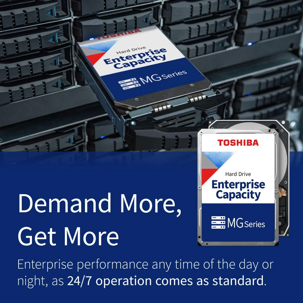 Toshiba MG Series MG10ADA10TE 10TB, vista frontal en ángulo: etiqueta Enterprise Capacity, logo rojo y carcasa metálica 3.5