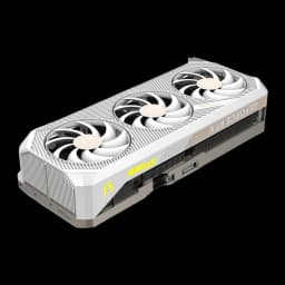 Zotac GeForce RTX 5080 SOLID OC White Edition blanc, perspective supérieure avant: trois ventilateurs et côté avec