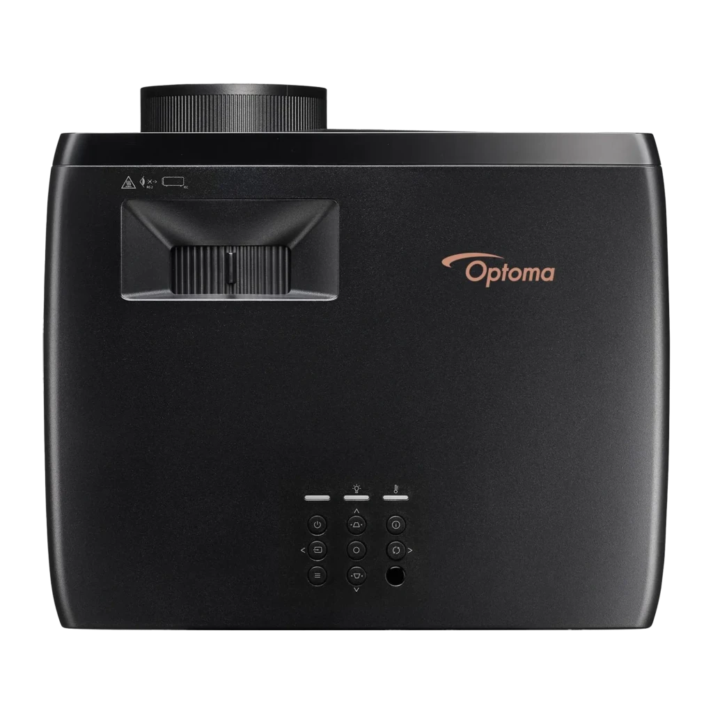 Optoma Projetor UZ38X 3800lm 4K Preto, vista frontal em ângulo: objetiva zoom, grelha de ventilação e painel de controlos - Item6