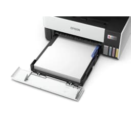 Epson Impresora Multifunción EcoTank ET-5170 Negro Blanco, detalle: bandeja de papel extraída con hojas y depósitos de tinta