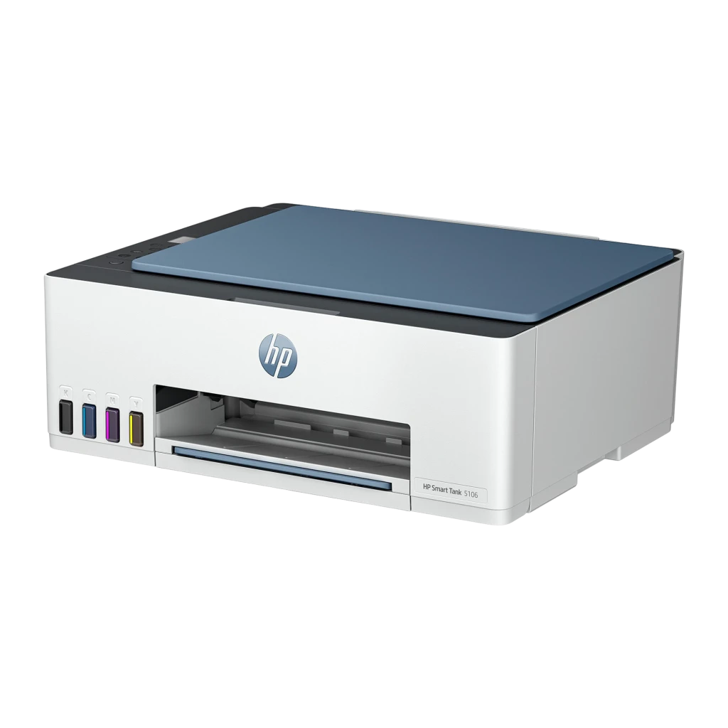 HP Impresora Multifunción Smart Tank 5106 Color, vista frontal izquierda: tapa azul, logo HP, depósitos negro cian magenta - Ítem