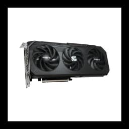 Gigabyte Radeon RX 9060 XT Gaming 16GB negro, vista frontal en ángulo: tres ventiladores, shroud oscuro y bracket lateral