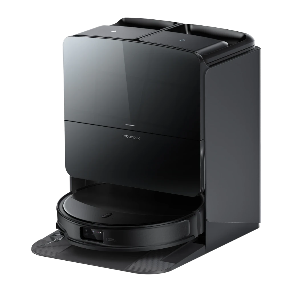 Roborock Saros 10R noir, vue avant avec base: robot sur station de vidage avec smartphone et montre connectée avec app - Ítem6