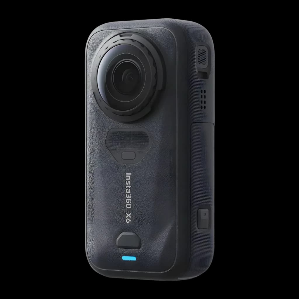 Cámara de acción 360° Insta360 X6 8K, cuerpo compacto negro con lente gran angular frontal, pantalla lateral, micrófonos integrados y resistencia IP68