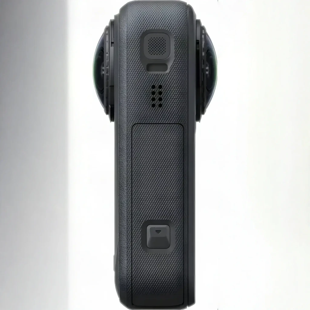 Cámara 360° Insta360 X6 con pantalla frontal, doble lente, palo de extensión, batería, base de carga y funda protectora; compacta y lista para 8K - Ítem7