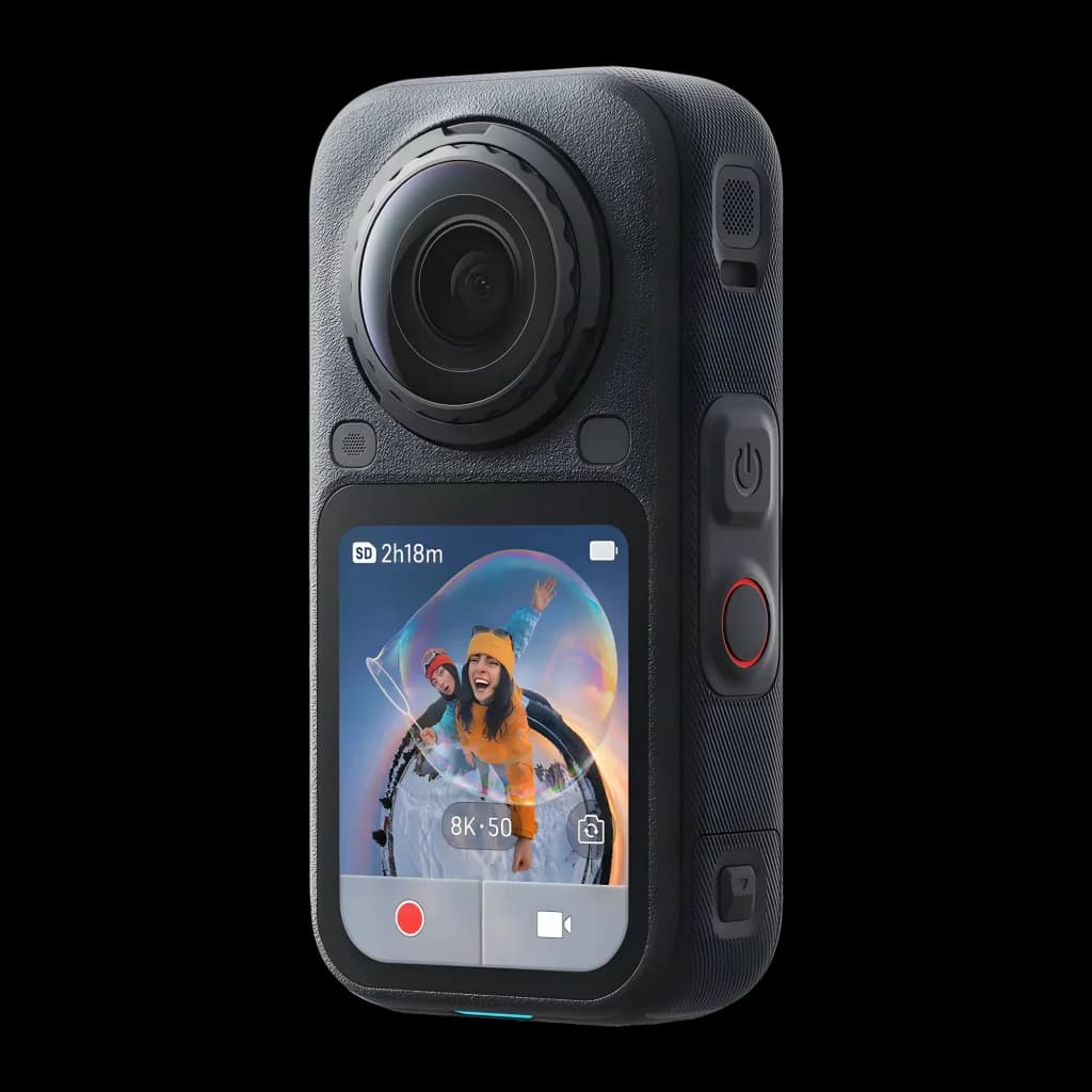 Cámara 360° Insta360 X6 Essentials Bundle 8K con doble lente esférica, pantalla táctil frontal, botones laterales y cuerpo robusto sumergible hasta 20 m