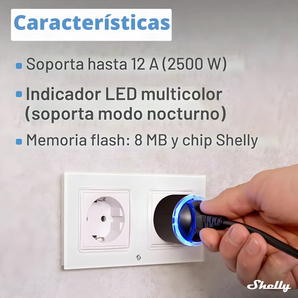 Prise intelligente Shelly Plug S Gen3 Matter Noir 12A, en utilisation: main branchant un câble avec anneau LED bleu allumé