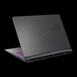 ASUS ROG Strix G815JMR 1TB gris, vue arrière en angle: couvercle avec logo ROG gravé et grilles de ventilation arrière