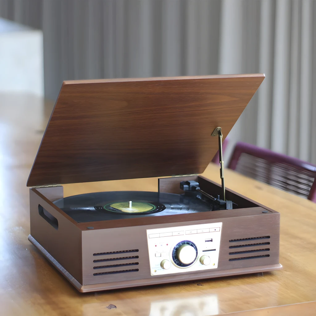 Sunstech Tourne-disque PXR32 bois, vue en perspective: couvercle ouvert avec vinyle, bras de lecture et panneau doré - Ítem3