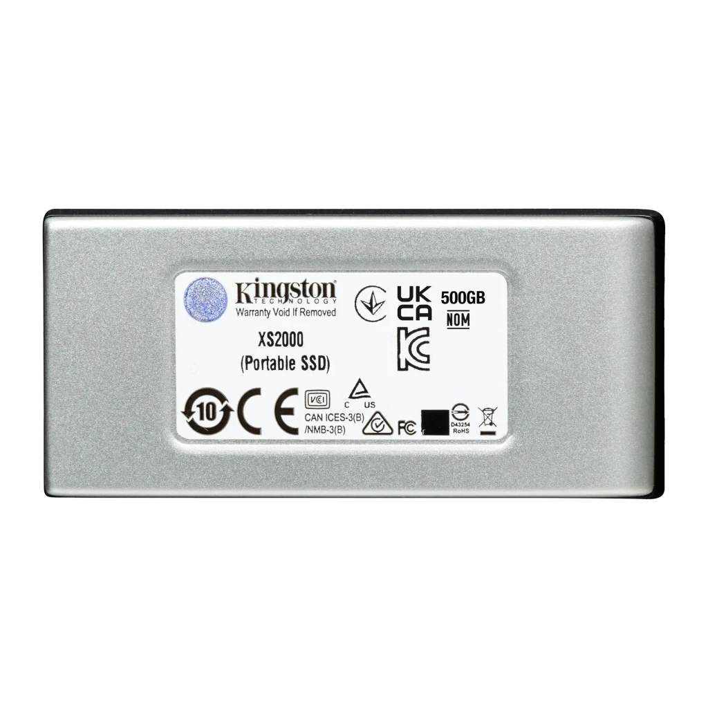 Kingston XS2000 2TB preto prata, vista frontal: carcaça prateada texturizada com logótipo Kingston centrado - Item3