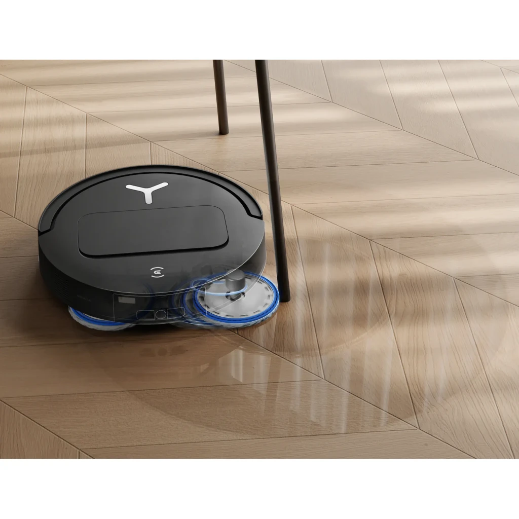 Ecovacs DEEBOT T50 OMNI Gen3 preto, vista frontal: robô aspirador na base com dois depósitos superiores e logo Ecovacs - Item5