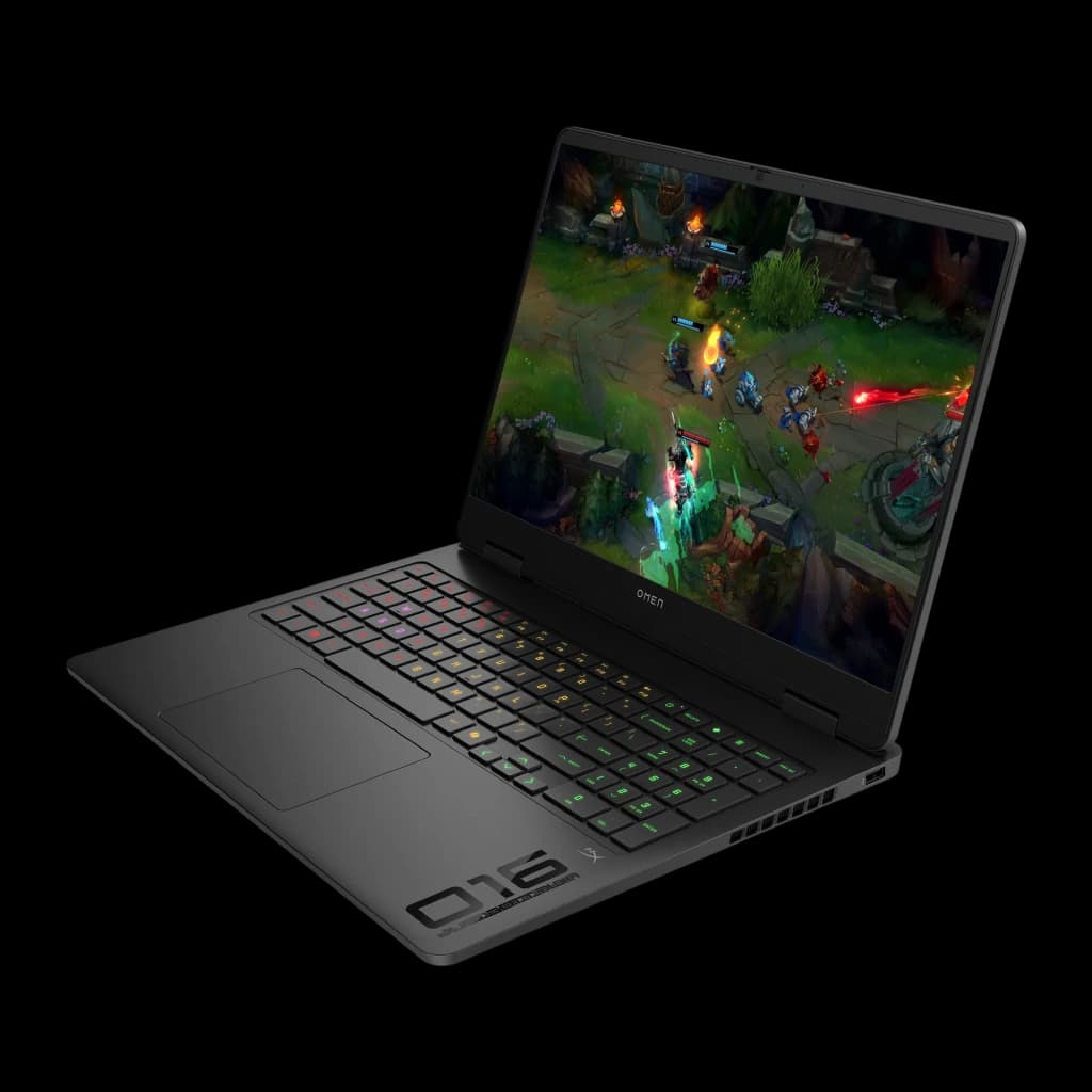 HP OMEN Slim Gaming 16 1TB negro, ángulo lateral derecho: teclado RGB con touchpad visible y pantalla con LoL en juego