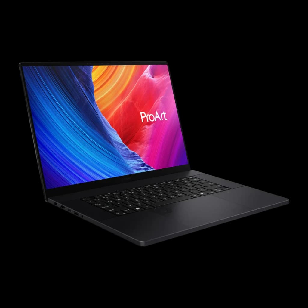 ASUS ProArt P16 H7606WP 2000GB negro, vista lateral izquierda en ángulo: puertos laterales y pantalla OLED con logo ProArt