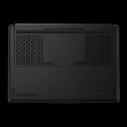 Lenovo Legion 5 15AHP11 512GB negro, vista inferior: rejillas de ventilación, altavoces y panel trasero texturizado