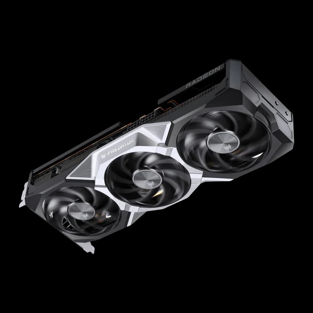 Acer Predator BiFrost Radeon RX 9070 OC 16GB gris, vue avant en angle supérieur: ventilateurs en rotation avec effet flou