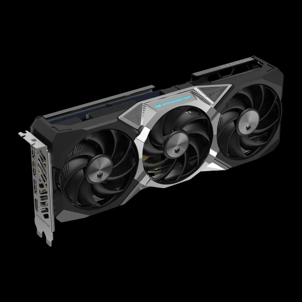 Acer Predator BiFrost Radeon RX 9070 OC 16GB gris, vue avant en angle: triple ventilateur, logo Predator éclairé en bleu