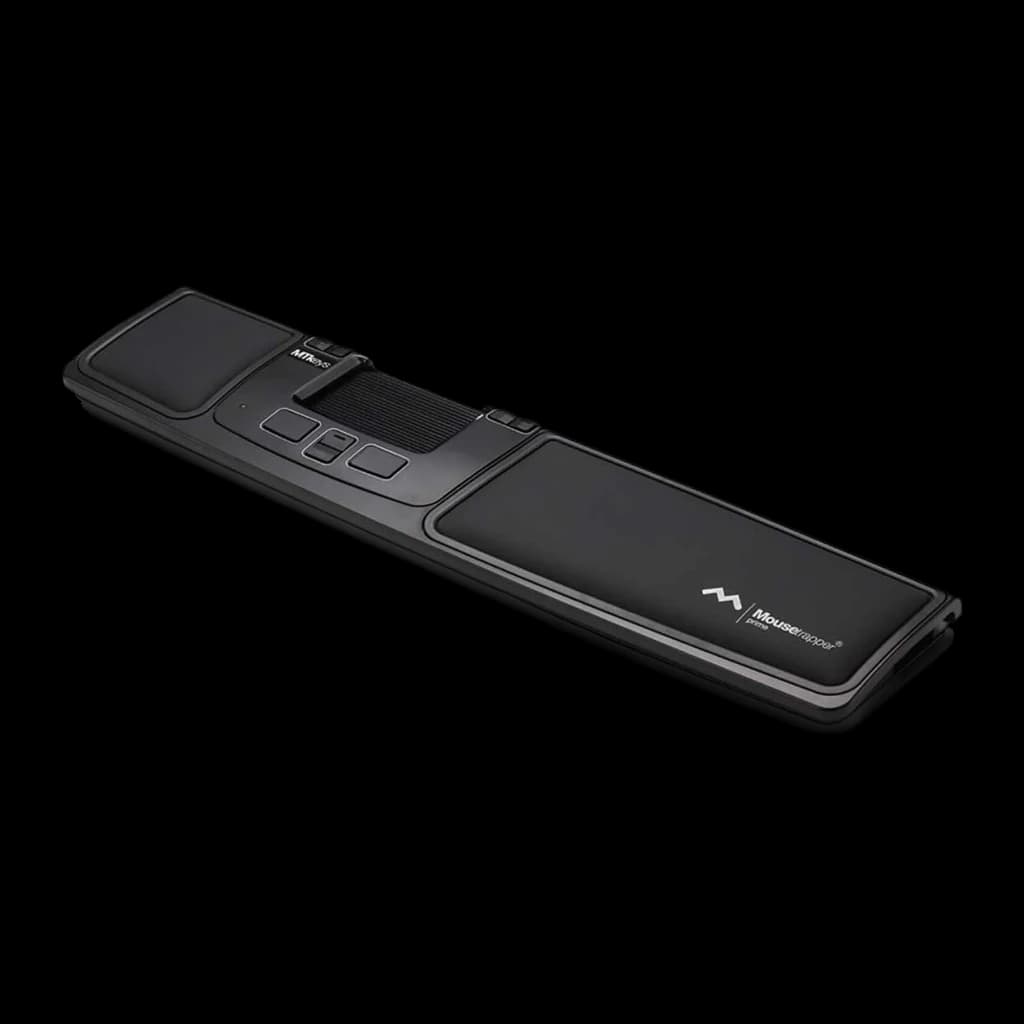 Mousetrapper Prime Bluetooth USB negro, vista en perspectiva: panel táctil central, almohadilla de muñeca y botones visibles