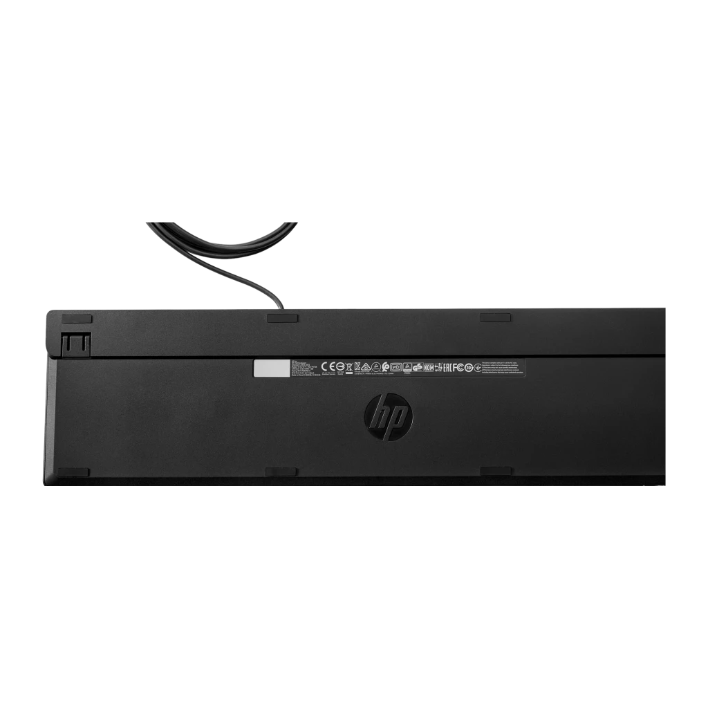 HP Desktop 320MK preto, kit vista superior: teclado com teclas visíveis e rato com cabo USB enrolado à direita - Item1
