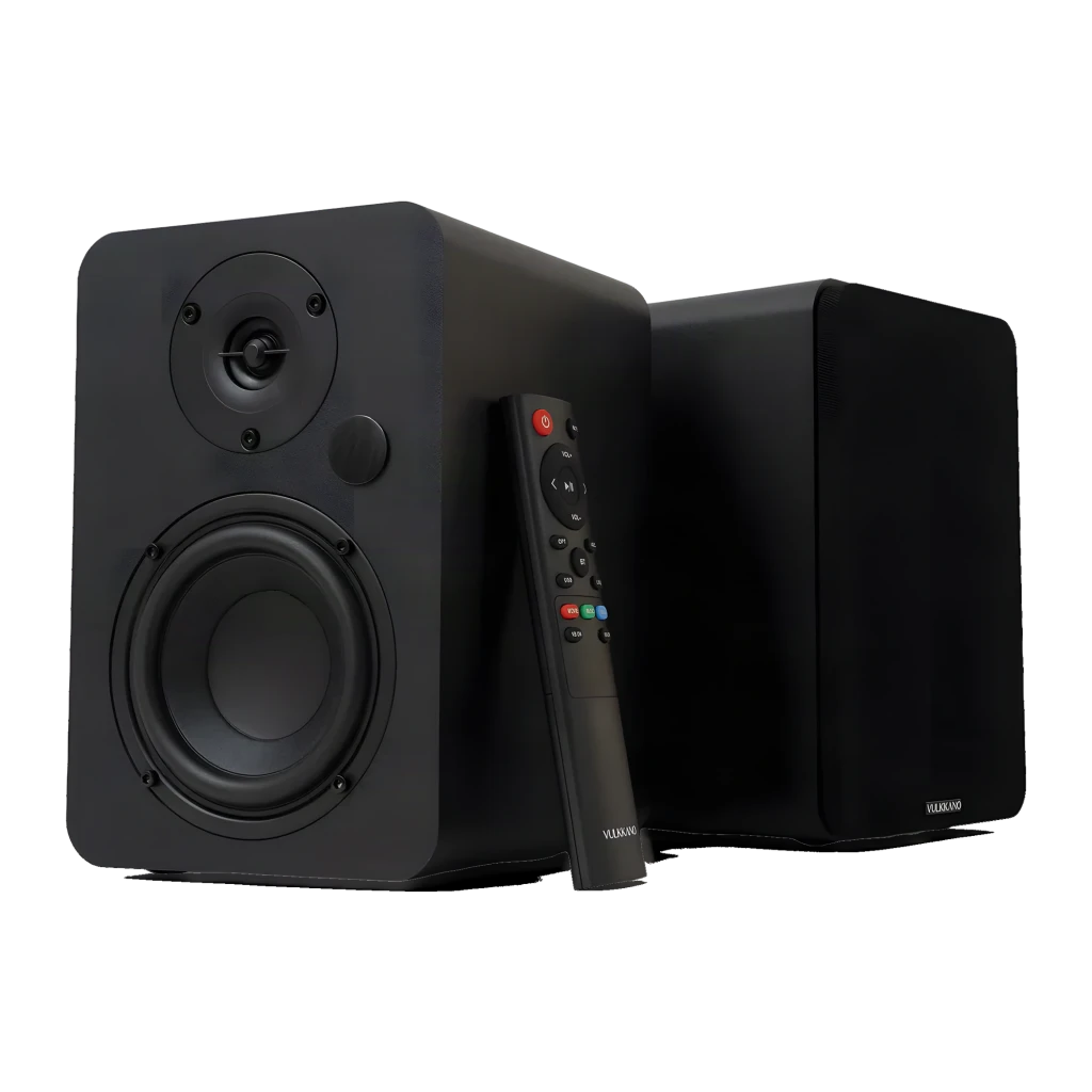 Vulkkano A4 ARC MKII negro, vista principal: altavoces 2.0 en ángulo, altavoz con rejilla de tela y mando a distancia - Ítem4