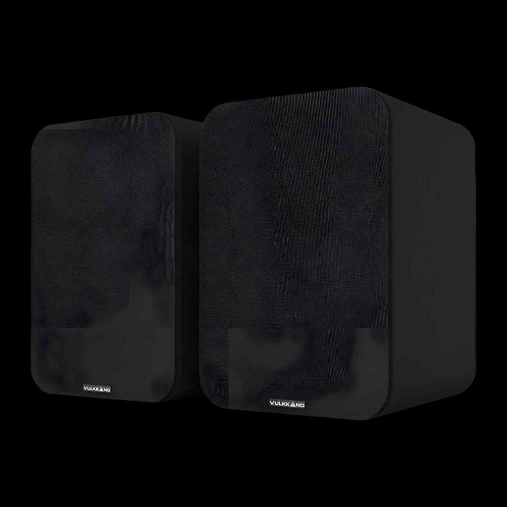 Vulkkano A4 ARC MKII negro, vista frontal en ángulo: par de altavoces con rejilla de tela negra y esquinas redondeadas