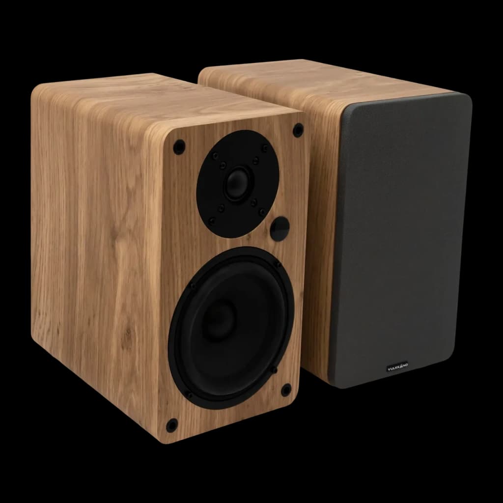 Vulkkano A4 ARC MKII Nogal, vista frontal en par: altavoces con chapa de madera, tweeter y woofer visibles, uno con rejilla