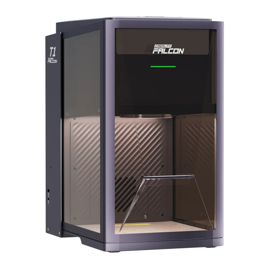 Gravador Laser Creality Falcon T1 40W Díodo, vista em ângulo: carcaça fechada com painel transparente, interior iluminado