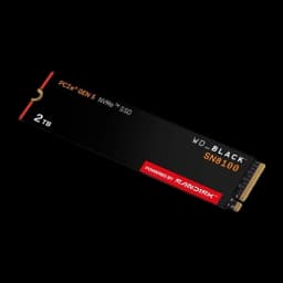 WD Black SN8100 8TB noir, vue en angle: SSD M.2 avec étiquette rouge PCIe Gen 5, logo SanDisk et connecteur doré