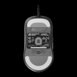 Endgame Gear XM2 8k Dark Frost, vista inferior cenital: sensor óptico, pies blancos y etiqueta XM2 8k visibles