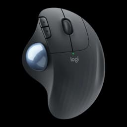 Logitech ERGO M575S grafito, vista frontal lateral cercana: trackball azul destacado, rueda central y LED verde encendido
