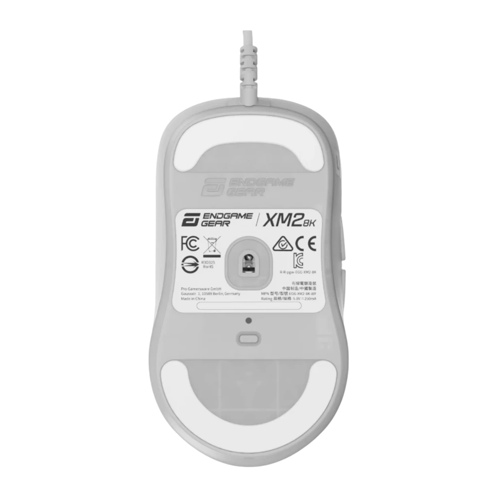 Endgame Gear XM2 8K blanc, vue du dessus: boutons principaux, molette de défilement et câble tressé - Ítem1