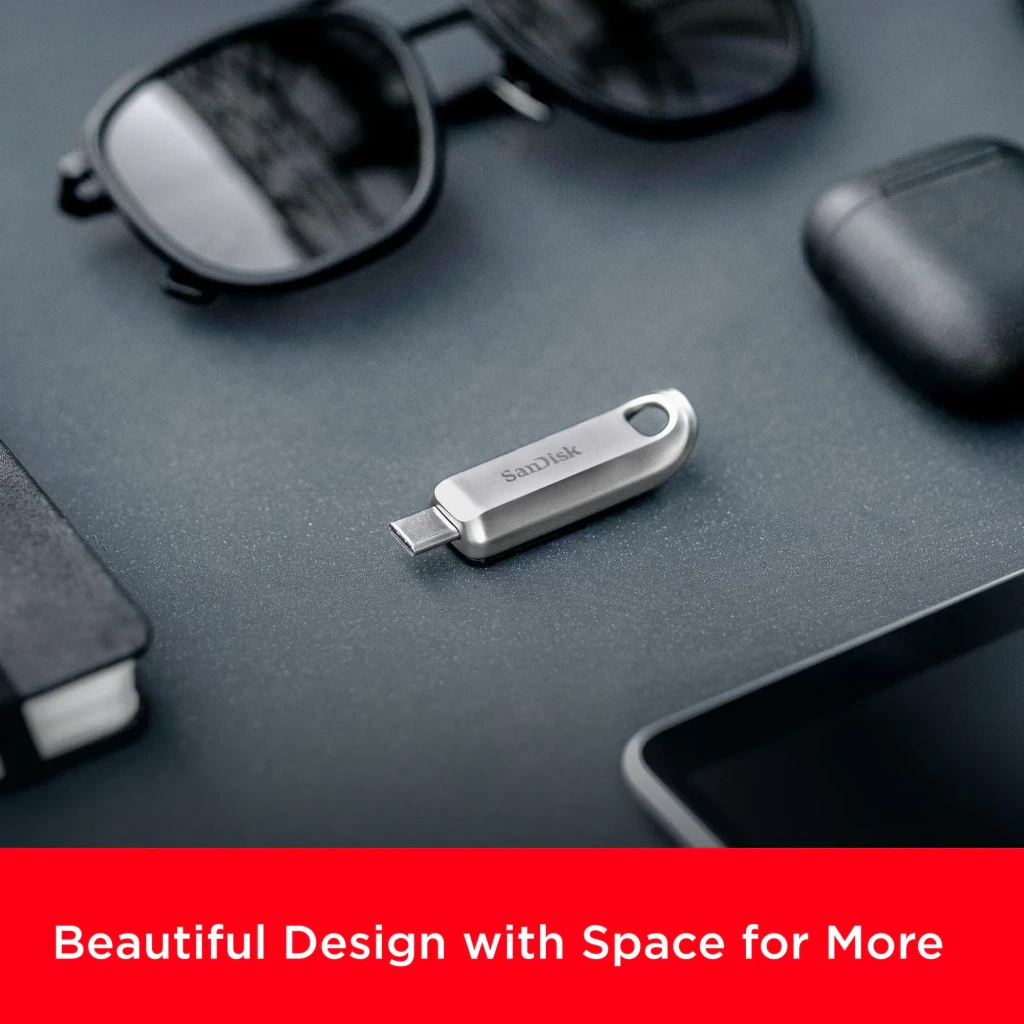 SanDisk Ultra Luxe 256GB USB-C plata, vista lateral: conector USB-C desplegado y aro llavero en cuerpo metálico - Ítem5