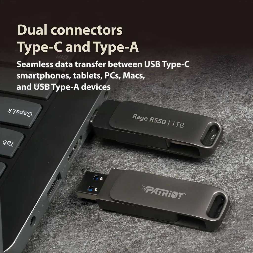 Patriot Rage R550 1TB negro, vista angular: conectores USB-A y USB-C desplegados mostrando diseño swivel giratorio - Ítem2
