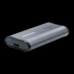 ADATA SE880 500GB gris, vista en perspectiva: puerto USB-C y LED azul visibles en extremo frontal
