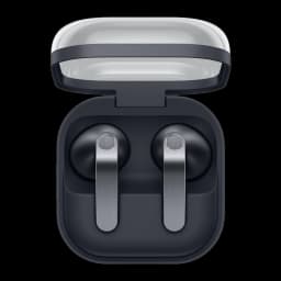 Samsung Galaxy Buds 4 SM-R540 preto, vista superior: estojo aberto com auriculares dentro e hastes metálicas prateadas