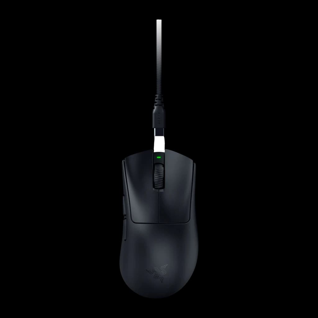 Razer DeathAdder V4 Pro negro, vista superior frontal: cable USB-C con adaptador blanco y LED verde, sin grips laterales