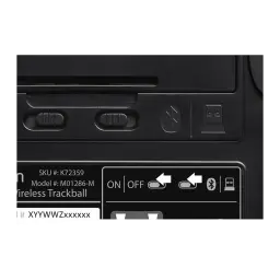 Kensington Expert Mouse Wireless Preto, base inferior: interruptor ON/OFF, botão Bluetooth e slot receptor USB visíveis