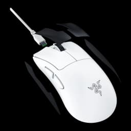 Razer DeathAdder V4 Pro branco, kit completo: rato em perspetiva com cabo USB-C e grip tapes pretos incluídos