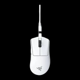 Razer DeathAdder V4 Pro branco, vista superior com cabo USB trançado branco conectado na parte frontal