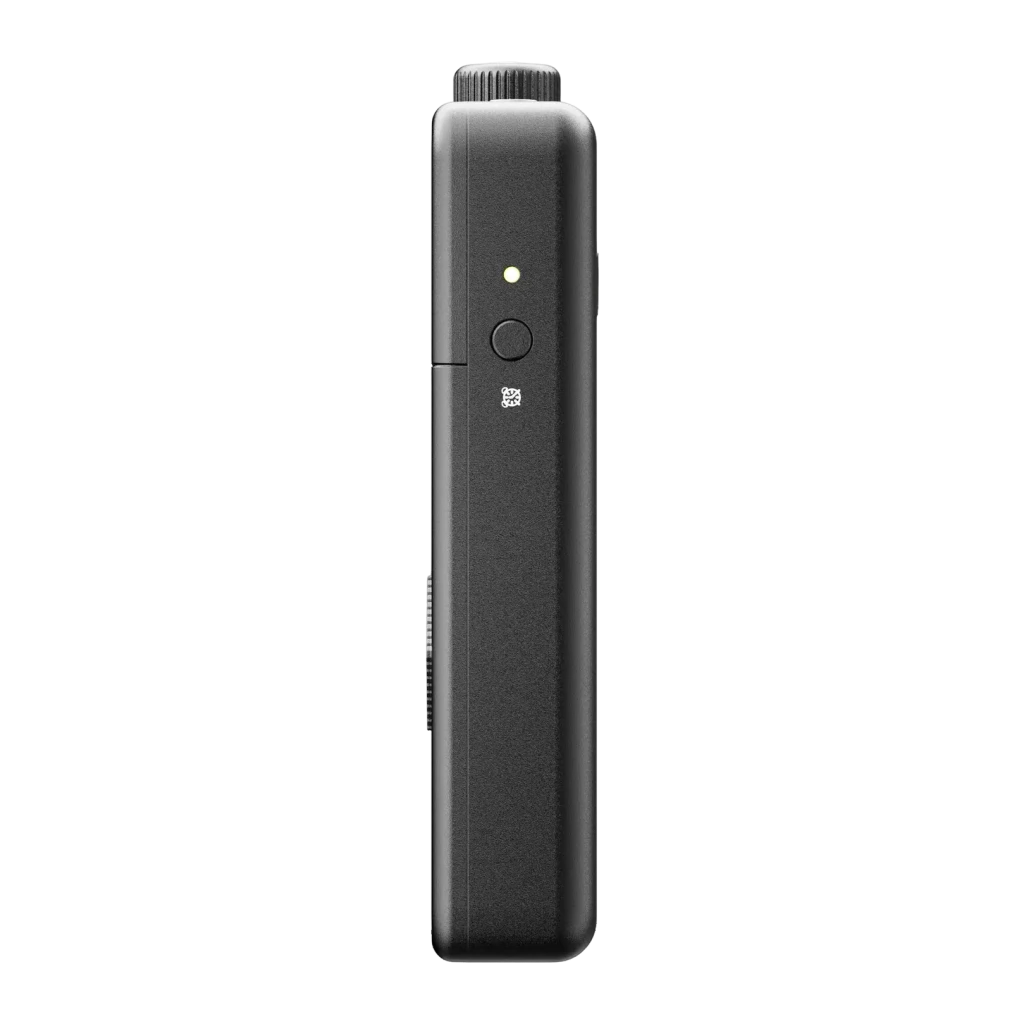 Radio portátil FiiO RR13 negra y delgada, vista lateral con rueda superior de ajuste, botón frontal, indicador LED y textura mate; compatible con FM y