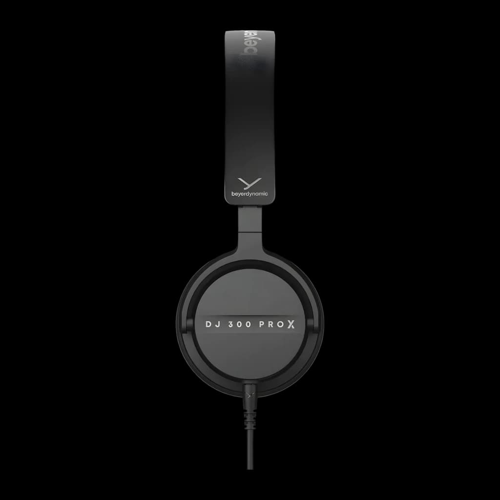 Casque Beyerdynamic DJ 300 PRO X Circum-aural Filaire 48Ω Noir, profil: étiquette DJ 300 PRO X sur le pavillon, logo