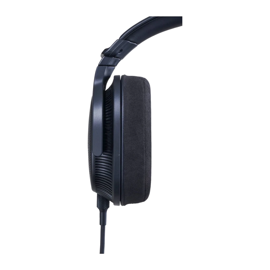 Sony Auriculares MDR-MV1 Negro, vista lateral: almohadilla de tela, arco ajustable y cable sobre fondo negro