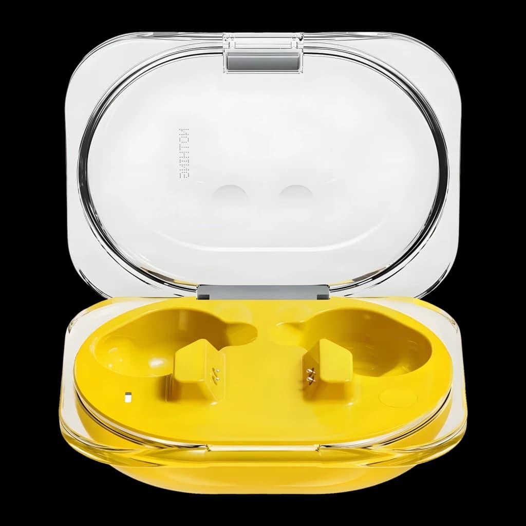 Estuche de carga transparente con interior amarillo brillante para Auriculares Nothing Ear 3a, diseño ovalado con ranuras y pines de carga visibles