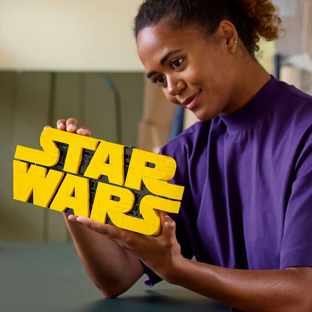LEGO Star Wars 75407 Logo Star Wars construido con piezas - vista principal - Ítem3