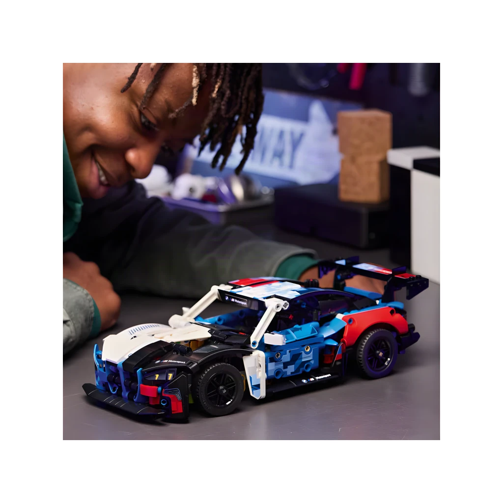 LEGO Technic 42226 BMW M4 GT3 EVO Race Car - vista principal - Ítem5