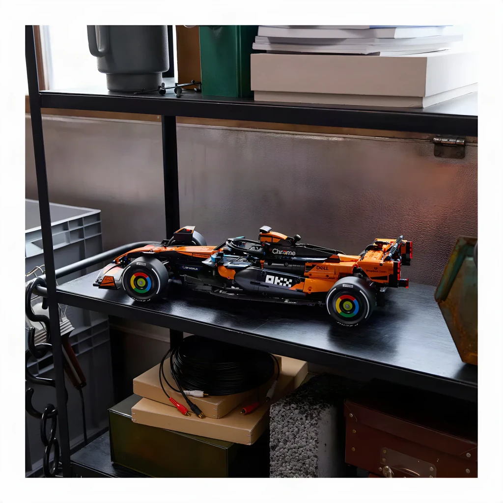 LEGO Technic 42228 McLaren MCL39 F1 - vista principal - Ítem7