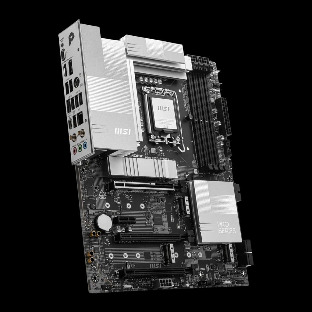 MSI PRO Z890-P WIFI Socket 1851 negro/plata, vista angular izquierda: panel I/O, disipadores VRM, socket y ranuras PCIe