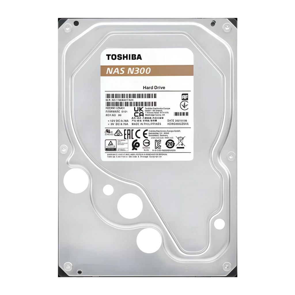 Toshiba N300 NAS 6TB, vue de face: étiquette NAS N300 dorée, plateau métallique argenté 3,5 pouces
